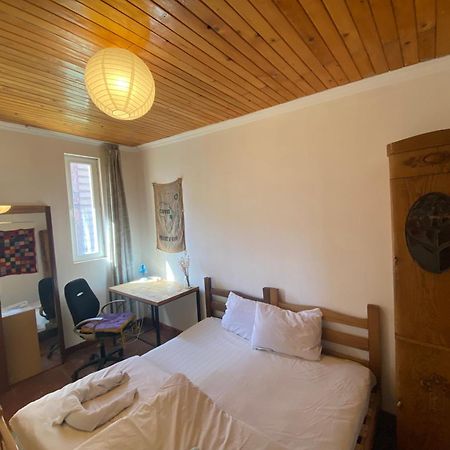Diwan Hostel Tbilisi Buitenkant foto
