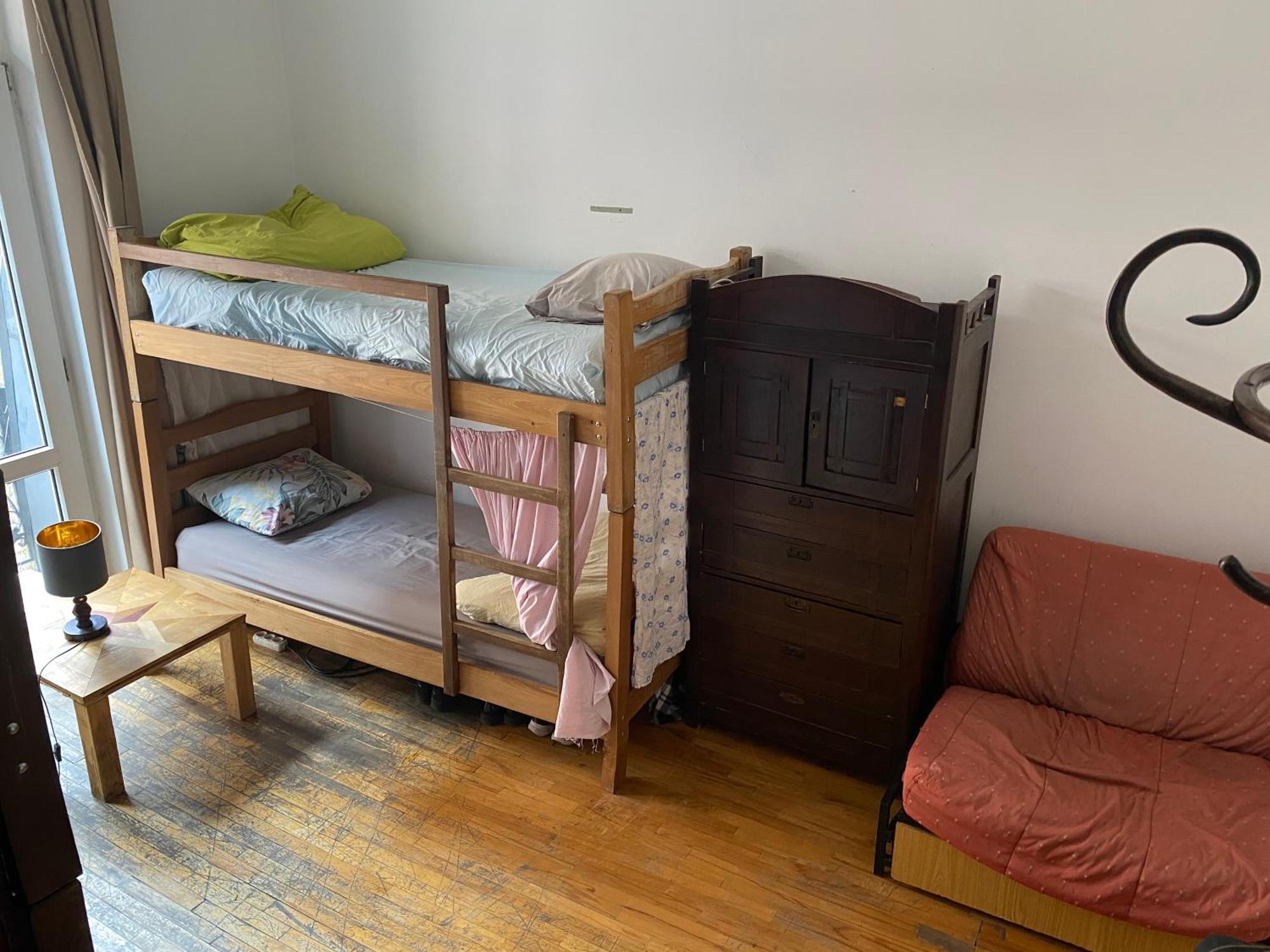 Diwan Hostel Tbilisi Buitenkant foto