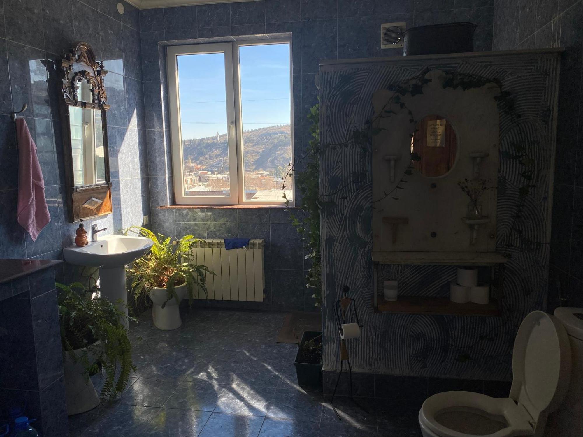 Diwan Hostel Tbilisi Buitenkant foto