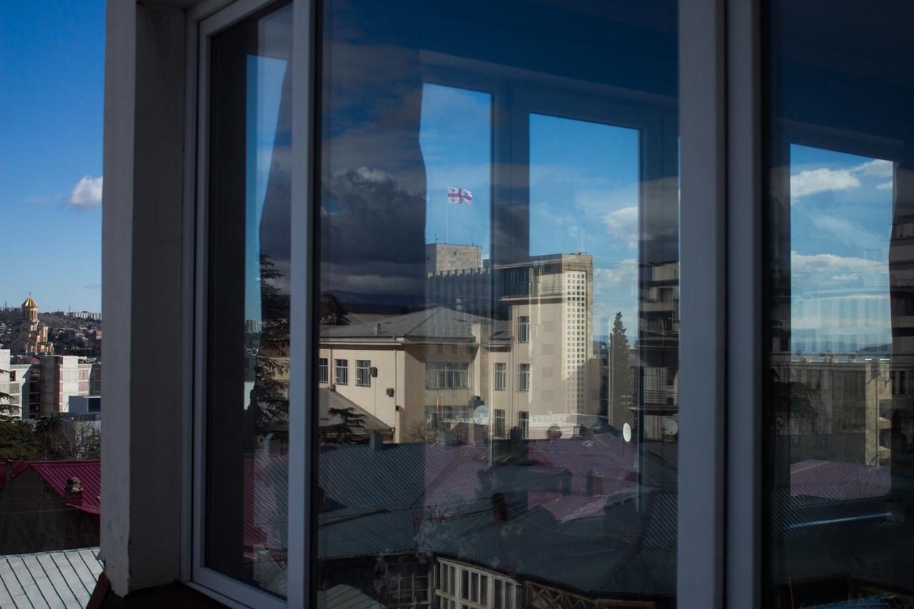 Diwan Hostel Tbilisi Buitenkant foto