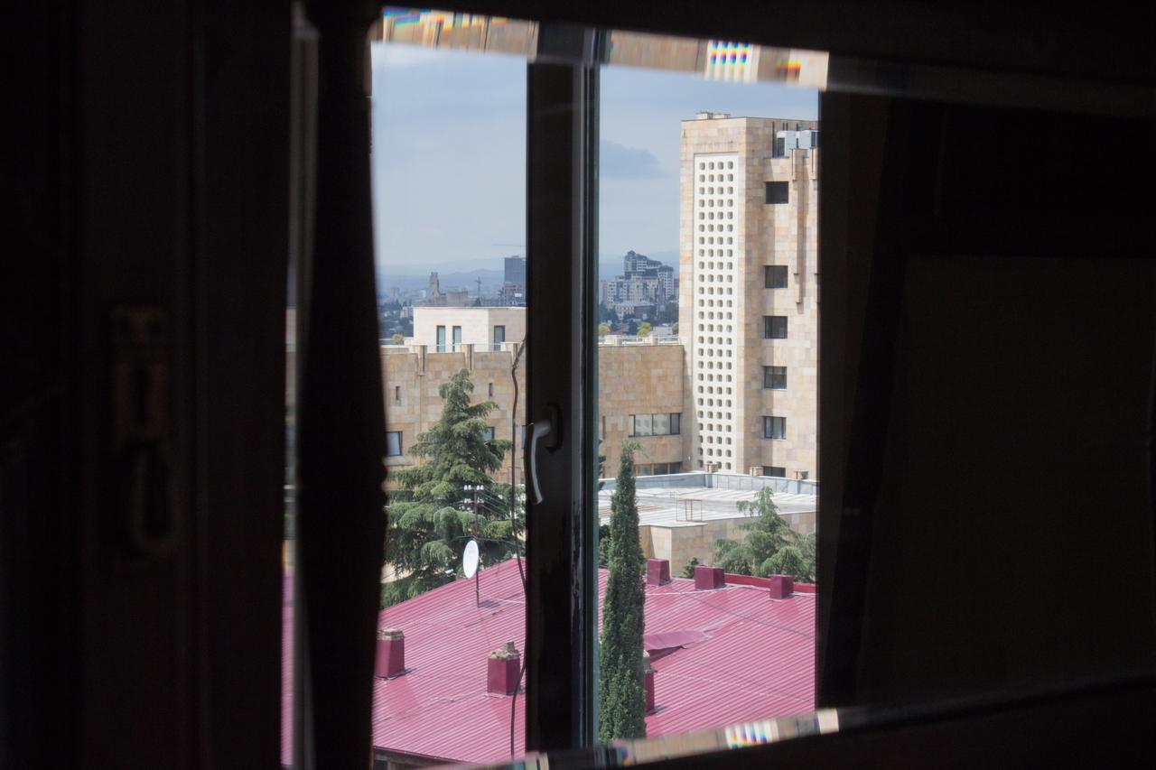 Diwan Hostel Tbilisi Buitenkant foto